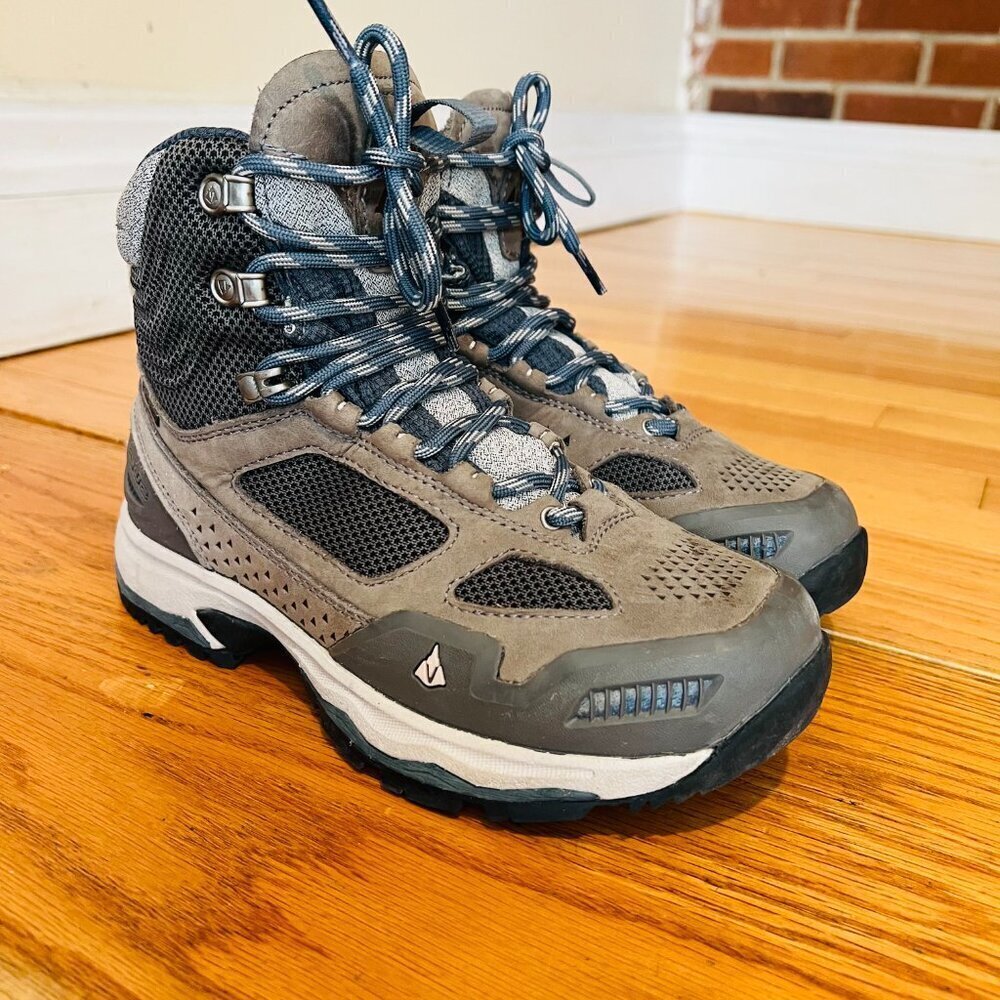 Vasque Goretex Hiking Boots Womens 6 M Grey Breeze AT GTX Vibram Trail Shoes